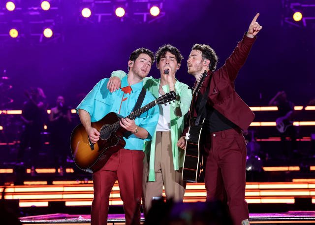 Jonas Brothers Tour Song List 2025