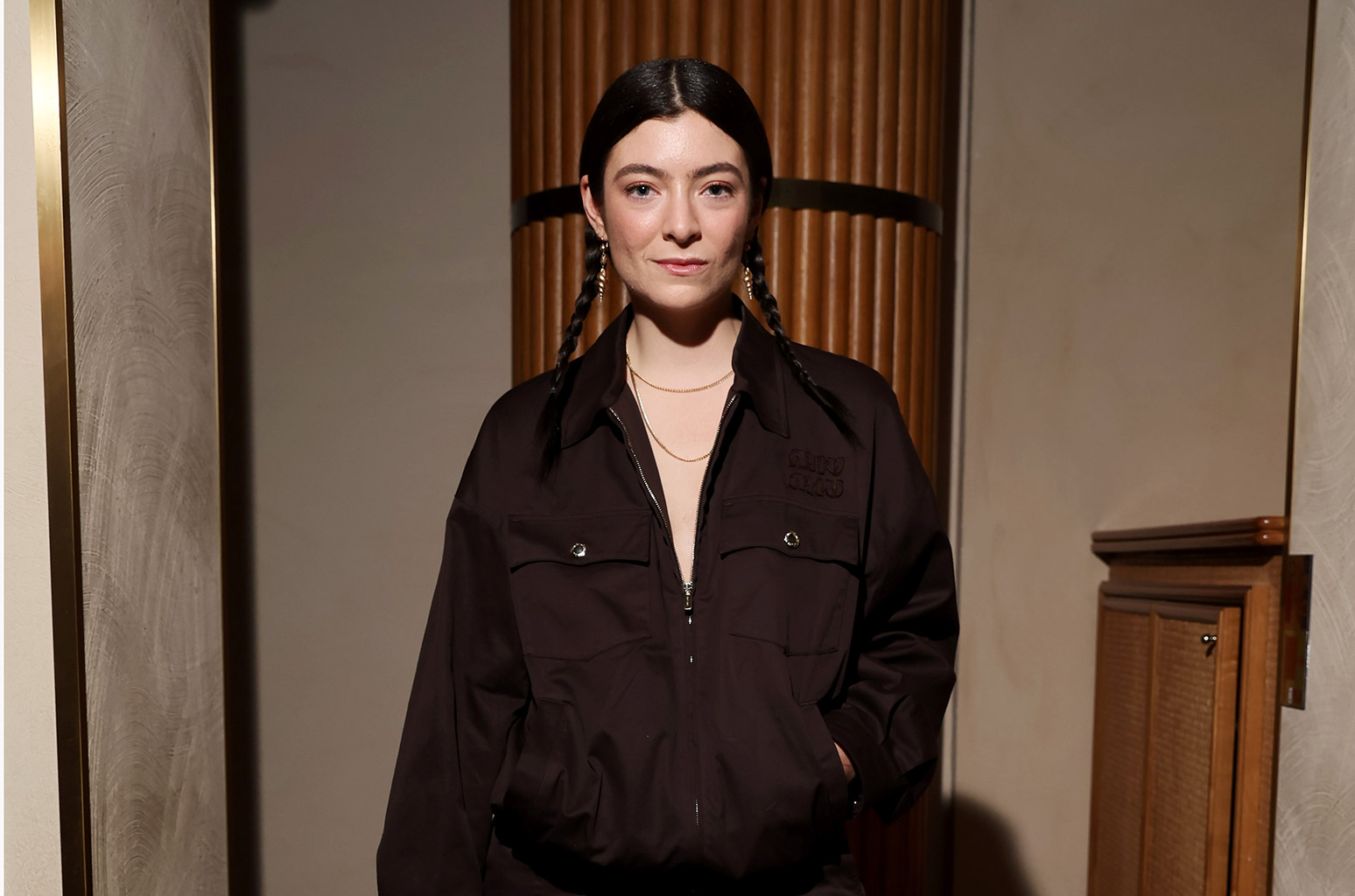 Rock On with Lorde Tour 2025 Revealed Your Ultimate Guide! Lorde Tour 2025 Battery